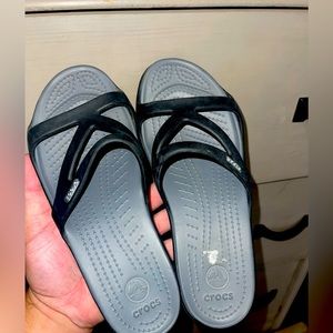 CROCS WOMEN SANDALS SIZE 7
